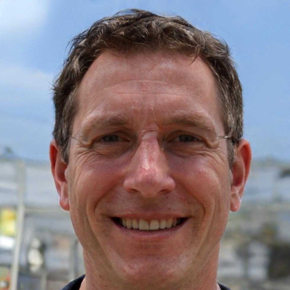 Преподаватель Марко Романи